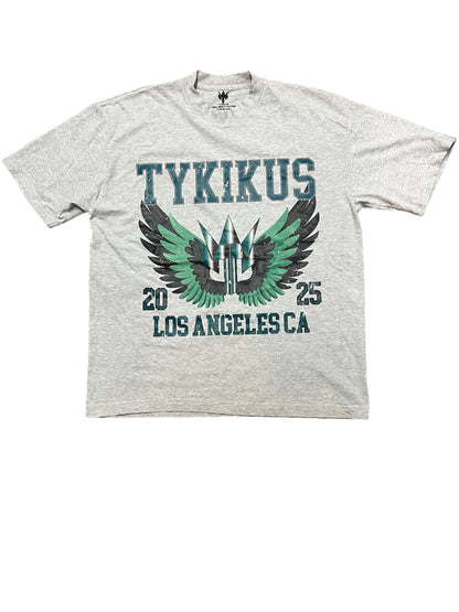 FLY HIGH TYKIKUS College Tee
